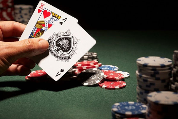 black jack là một trong những trò chơi casino dễ kiếm tiền nhất